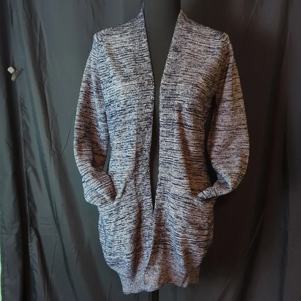 Cielo‎ Cardigan, Medium, EUC